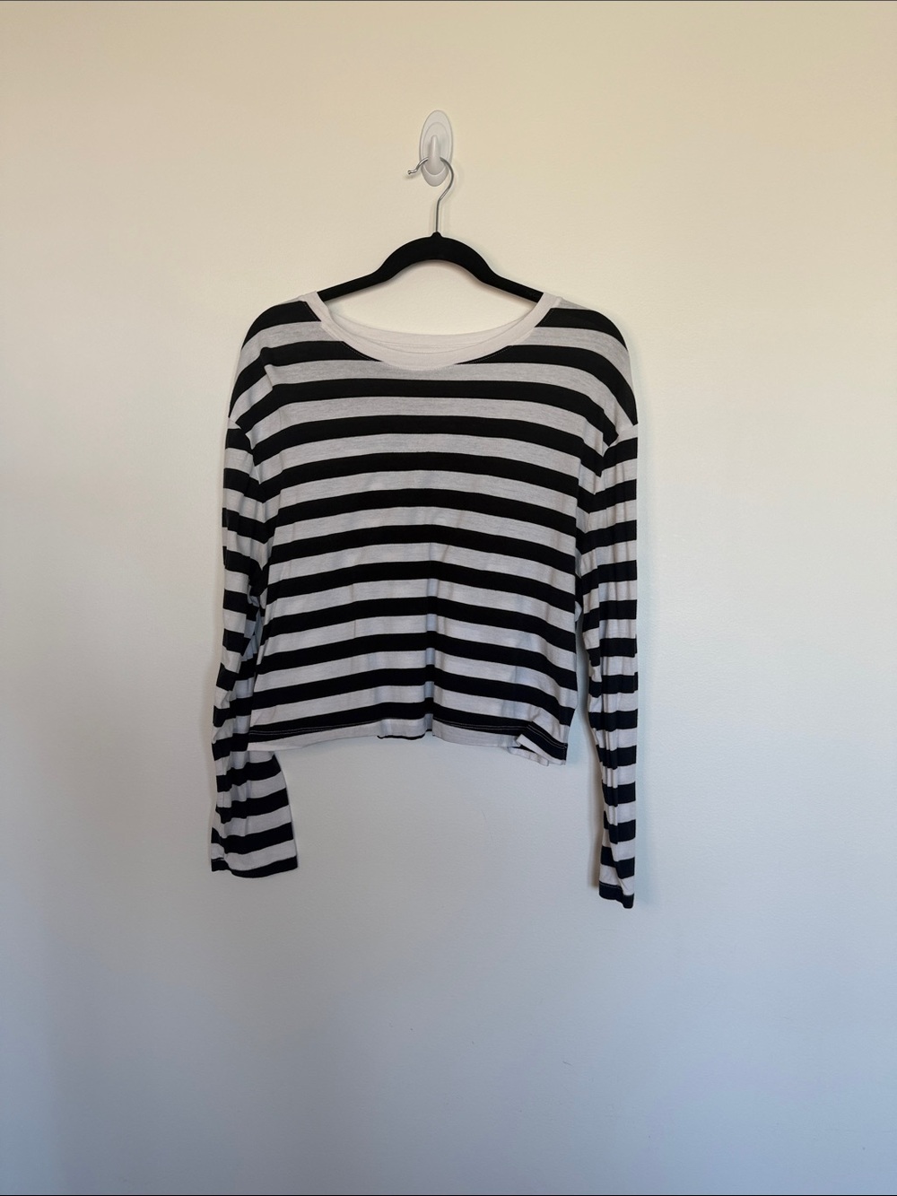 a new day Black and White Striped Long-Sleeve Crop Top